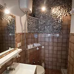 贾妮娜住宿加早餐别墅酒店 住宿加早餐酒店 陶尔米纳