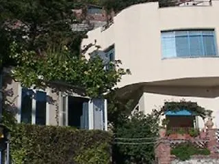 ジャンニーナ B ＆ B