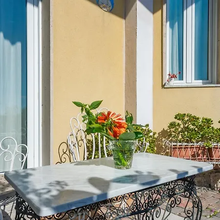 Giannina Oda ve Kahvaltı 4*