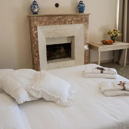 Giannina Bed and Breakfast 4*