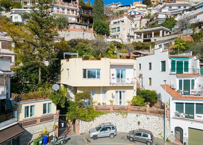 Giannina Bed & Breakfast 4*
