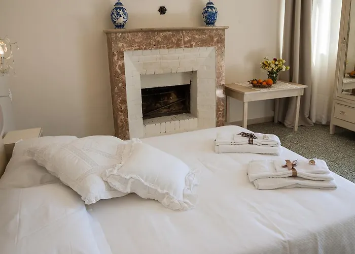 Giannina Bed & Breakfast 4*